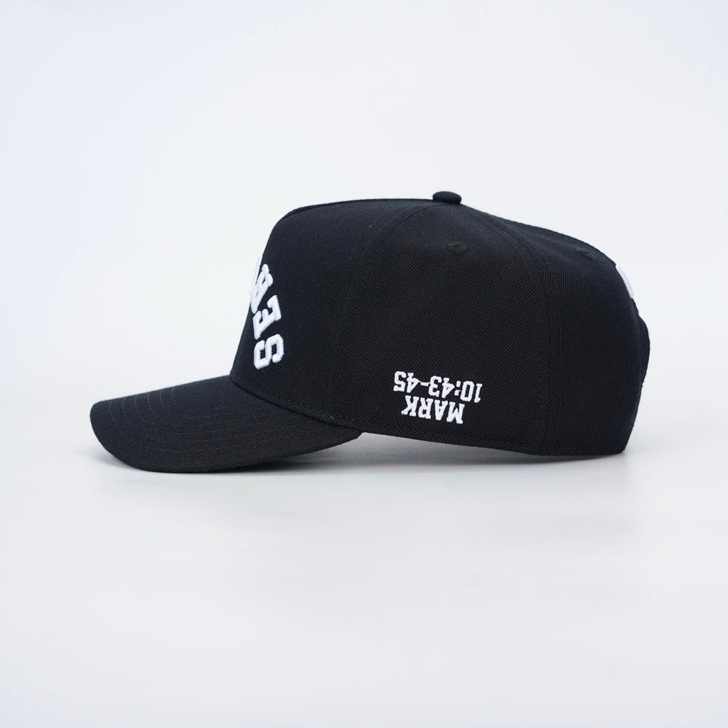 SERVANT Premium Wool Blend SnapBack - Black/White