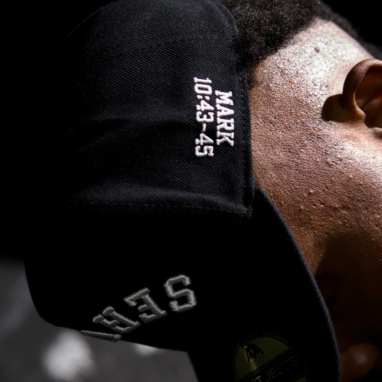 SERVANT Premium Wool Blend SnapBack - Black/White