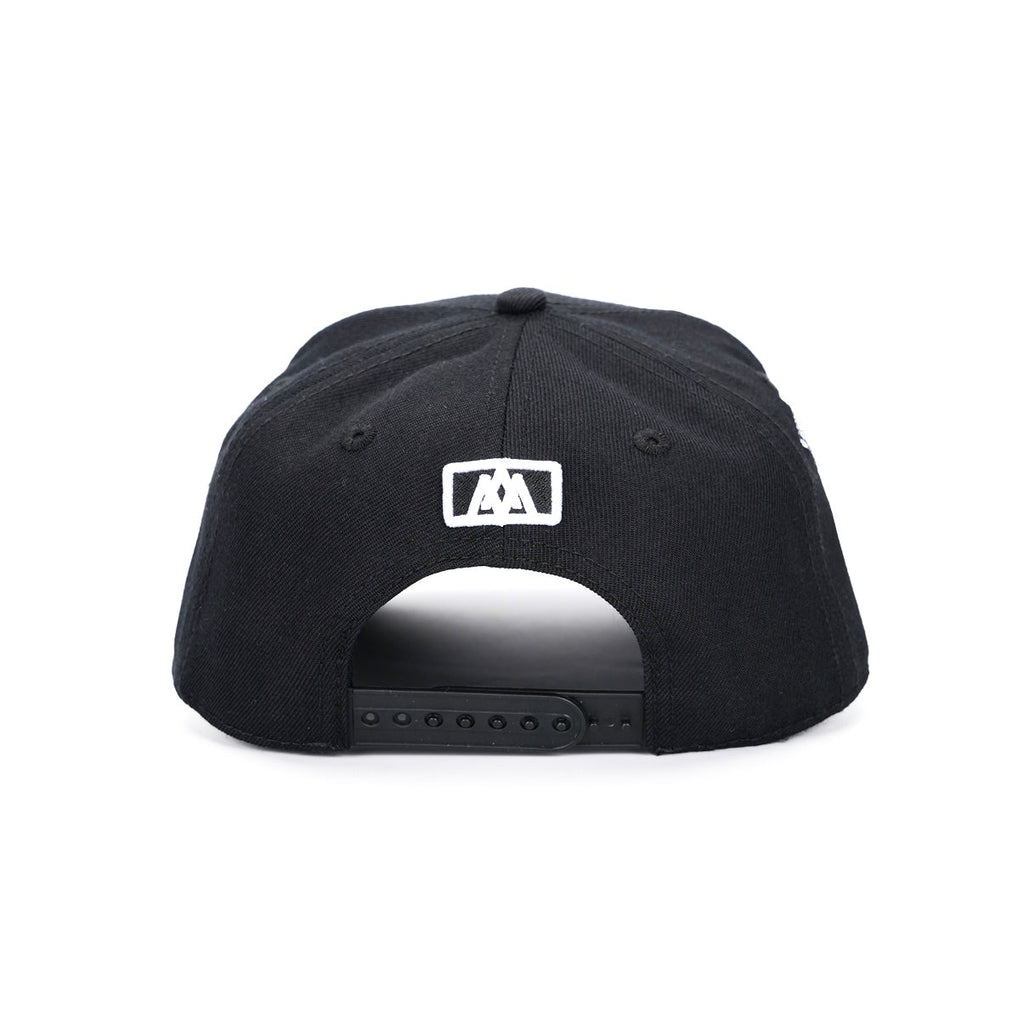 7 Premium Wool Blend SnapBack - Black/White